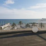 Atico Con Fantasticas Vistas Al Mar Y La Iglesia Appartement *