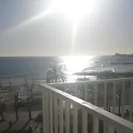 Atico Con Fantasticas Vistas Al Mar Y La Iglesia Appartement *