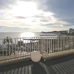 Atico Con Fantasticas Vistas Al Mar Y La Iglesia דירה סיטגס