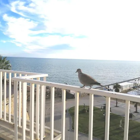 Lägenhet Atico Con Fantasticas Vistas Al Mar Y La Iglesia