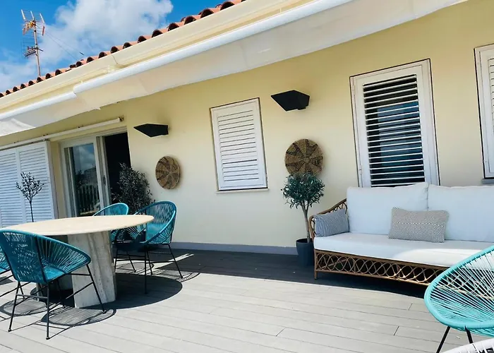 Appartement Atico Con Fantasticas Vistas Al Mar Y La Iglesia *